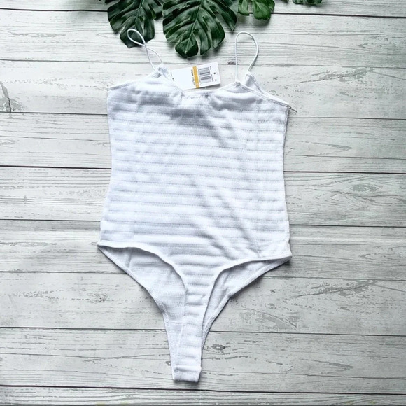 Derek Heart Thong Bodysuit Size Medium NEW - Picture 4 of 6